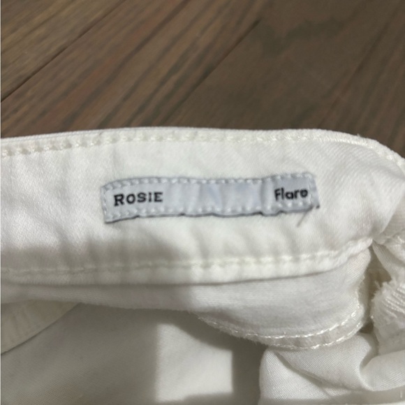 Dear John White Flare Jeans. Size 25 - Picture 5 of 10